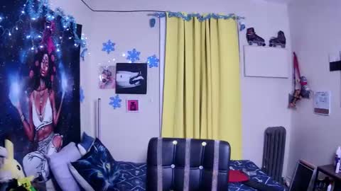 Snapshot of hottiefreckles chatting on December 25, 9:43 pm Tokyodagoddess online show from December 25, 9:43 pm