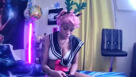Snapshot of hottiefreckles chatting on December 5, 2:26 am Tokyodagoddess online show from December 5, 2:26 am