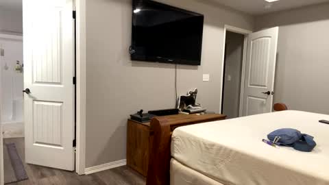 hottiewithabody101 online show from November 30, 11:01 pm