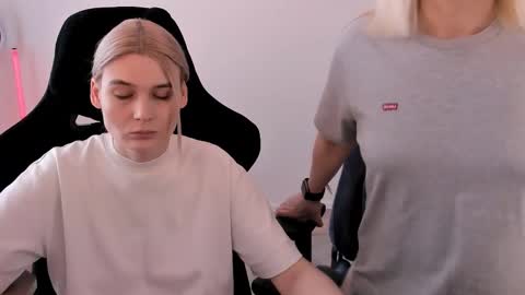 Nessie and Jessie online show from March 9, 10:30 am