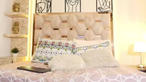 H O U S EOF Z A R A online show from March 4, 12:07 am