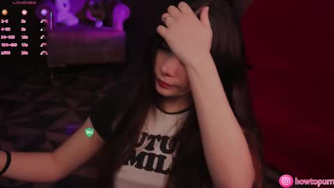 Mia online show from February 2, 5:53 pm