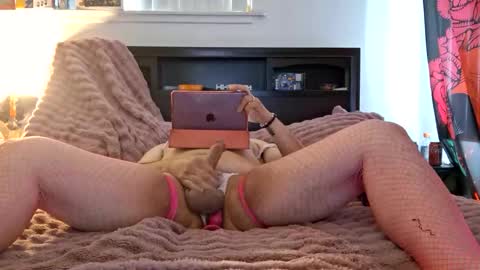 hrdkinkdaddy69 online show from May 25, 5:41 pm