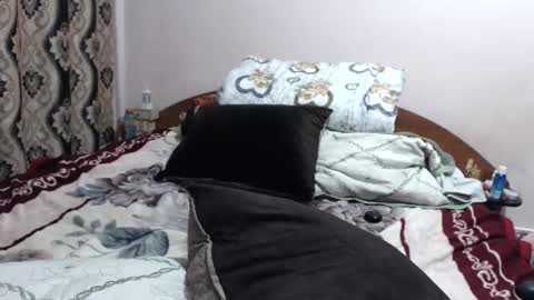 hugeassdevil online show from March 17, 2:44 pm