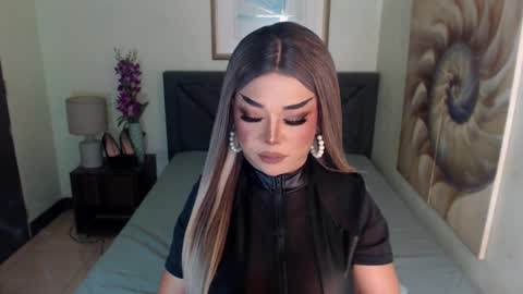 Christine online show from January 4, 1:52 am