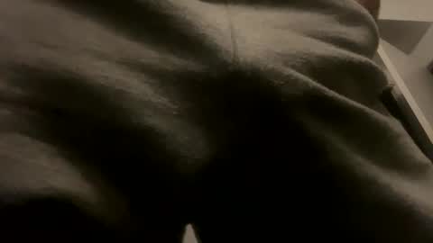 Snapshot of hughfat chatting on December 22, 12:50 am hughfat online show from December 22, 12:50 am