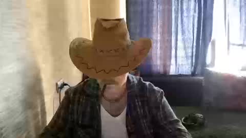 Hugo online show from March 13, 10:40 am