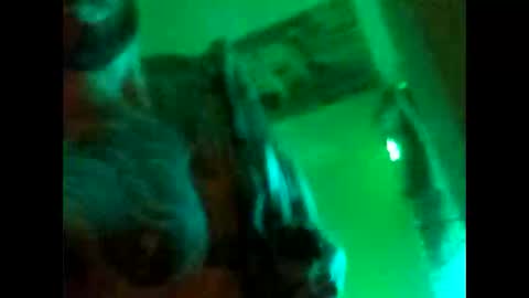 huidos2006 online show from December 14, 2:51 am