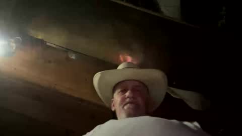 hung34u online show from June 15, 7:11 am