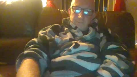 Snapshot of hung69foryou chatting on December 5, 11:34 pm hung69foryou online show from December 5, 11:34 pm