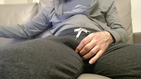 Big uncut cock dripping online show from January 11, 6:35 am