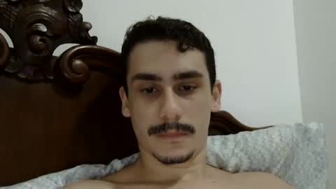 hungcaique online show from May 11, 5:03 am
