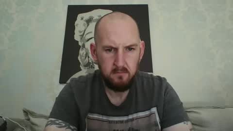 Snapshot of hunghorny2630 chatting on September 30, 9:42 am Hunghorny2630 online show from September 30, 9:42 am