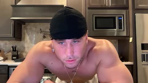 Snapshot of hungkingg22 chatting on October 7, 5:09 pm hungkingg22 online show from October 7, 5:09 pm
