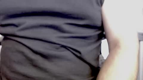 Snapshot of hungnuncutboy chatting on September 30, 2:05 pm hungnuncutboy online show from September 30, 2:05 pm