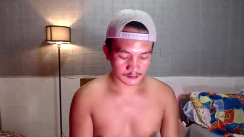 hunkylloyd online show from February 23, 10:39 am