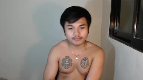 Snapshot of hunkyzeus chatting on January 6, 9:08 am hunkyzeus online show from January 6, 9:08 am