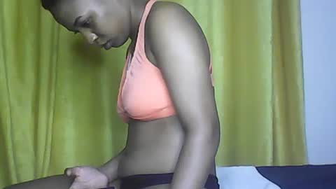 Snapshot of hunsweetpie chatting on September 17, 4:16 am hunsweetpie online show from September 17, 4:16 am