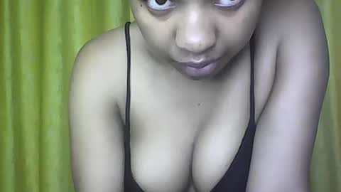Snapshot of hunsweetpie chatting on September 30, 3:17 am hunsweetpie online show from September 30, 3:17 am