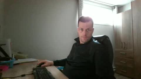 hurley7890 online show from March 25, 5:42 pm