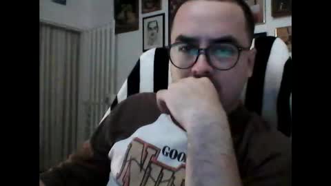 hurtadodirector online show from February 24, 6:49 am