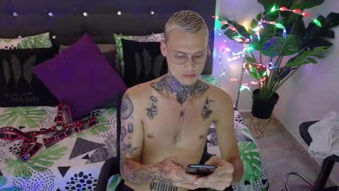 Call me sinner... online show from November 30, 4:30 am