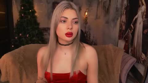 hyileyclark online show from January 13, 5:15 am