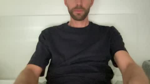 hyrg695 online show from July 3, 5:51 pm