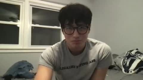 hyunluv online show from March 30, 7:30 am