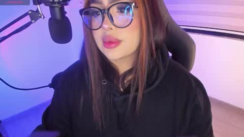 Ari online show from February 3, 1:46 am