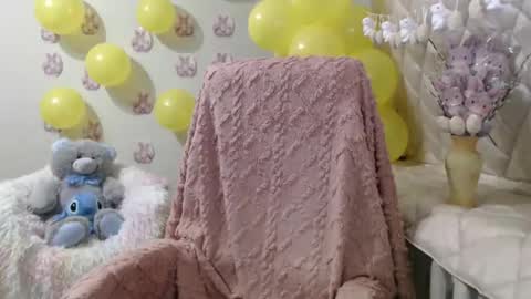 Dominika online show from April 4, 10:06 pm