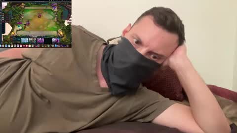 i o ro online show from September 29, 8:35 am