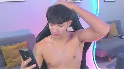 Light online show from July 3, 4:06 am