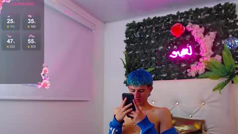 iam_lukas__ online show from October 5, 2:53 am