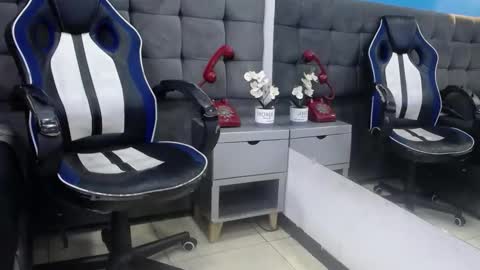 Iam Smith  online show from January 12, 2:24 pm