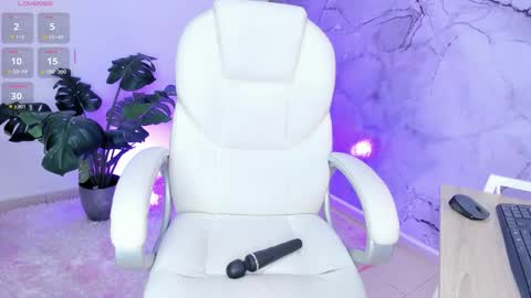 Im Adara online show from December 17, 4:03 pm