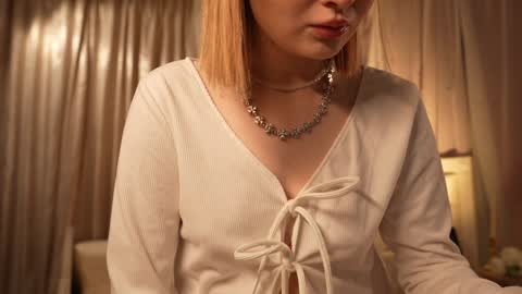 Claire online show from February 7, 5:07 pm