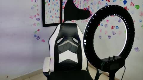 Snapshot of iamgregory_ chatting on October 13, 11:07 pm pamela online show from October 13, 11:07 pm