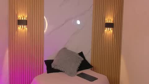 iamjuanjoc online show from February 11, 3:10 am