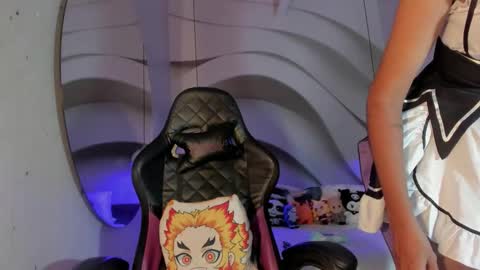 Nayuta online show from January 10, 10:15 pm