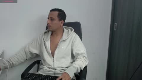 ian_taylor_xxx online show from January 27, 2:10 am