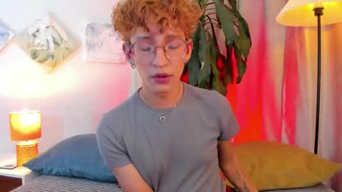 ian  online show from January 15, 4:32 am