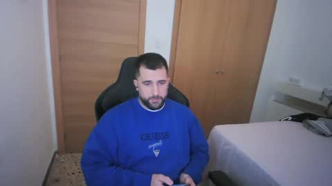 iberian_macho online show from November 19, 2:16 pm
