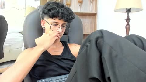 ibratxandy online show from March 4, 8:28 pm