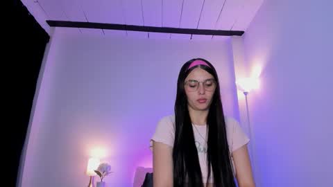 ice online show from November 5, 9:44 am