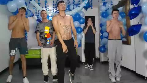 THOMAS AND DAMIAND online show from March 9, 4:11 pm