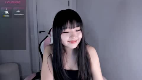 Hitomi   online show from November 19, 5:23 pm