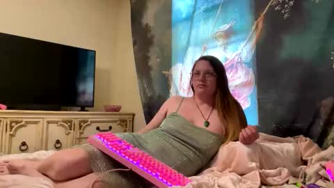 ickybratt online show from January 18, 4:27 pm