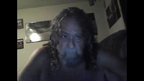 Snapshot of icu2try2xs2 chatting on September 11, 11:33 am icu2try2xs2 online show from September 11, 11:33 am