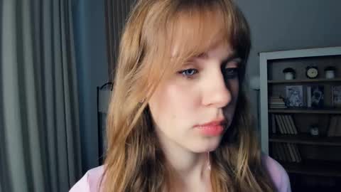 Snapshot of icyhoneybite chatting on September 28, 9:18 am Jane online show from September 28, 9:18 am